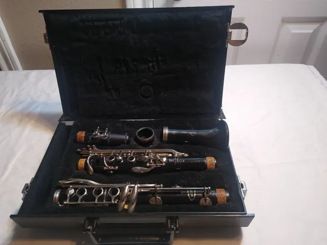 Vito 7212 Reso Tone 3 Clarinet Original Case