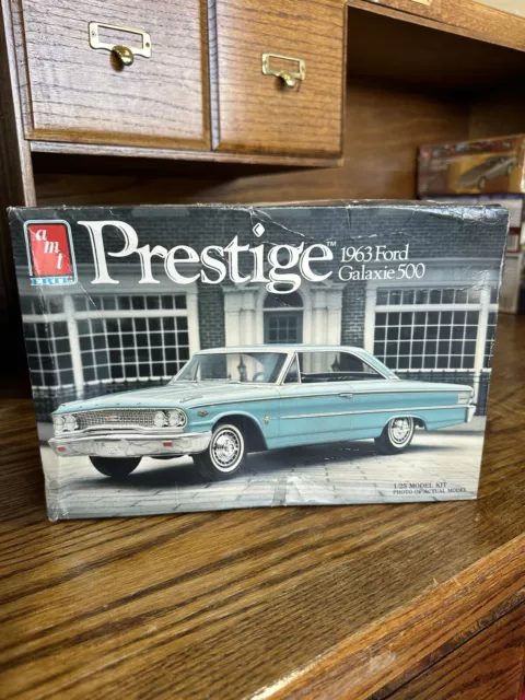 1963 FORD GALAXIE 500 PRESTIGE AMT 1:25 MODEL CAR KIT #6501 ERTL Vintage🔥RARE🔥