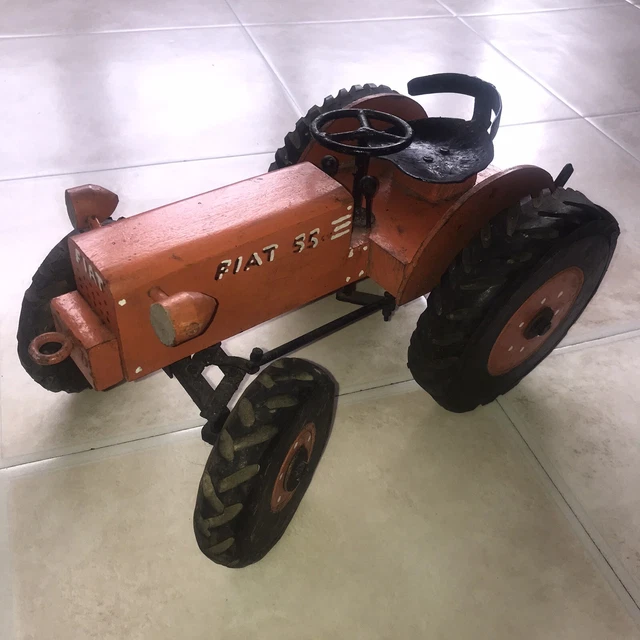 Jouet Ancien Tracteur en Bois Fiat 55
