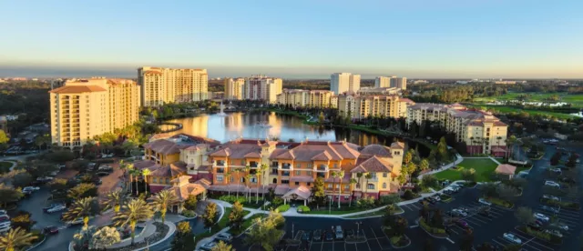 Club Wyndham Bonnet Creek 2 Bedroom Presidential  3 nights Oct 30 - Nov 2