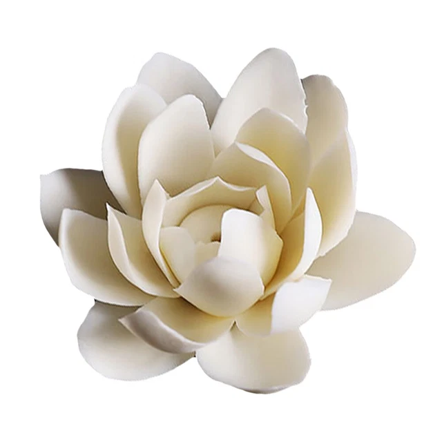 3 piccole casette di ceramica manufatte decorate da entrambe le fac... | su