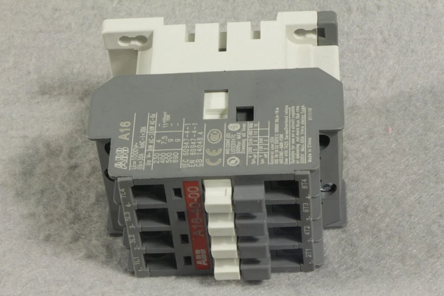 New 1PCS ABB Contactor A16-40-00 220V ( A164000220V ) In Box