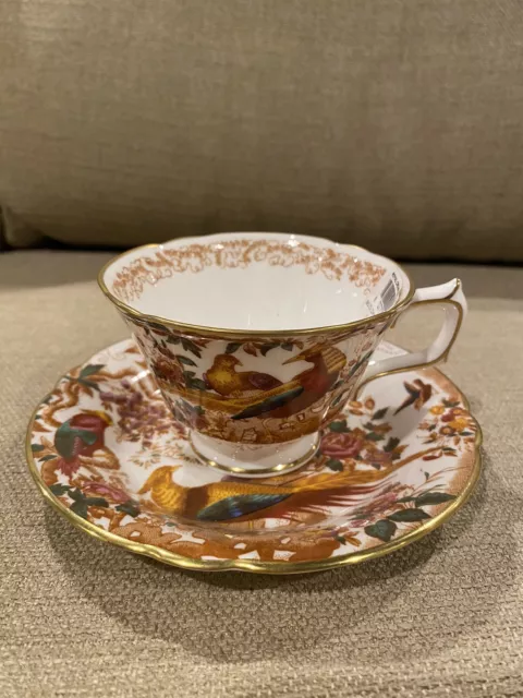 NWT Royal Crown Derby Olde Avesbury Tea Cup And Saucer Fine Bone China