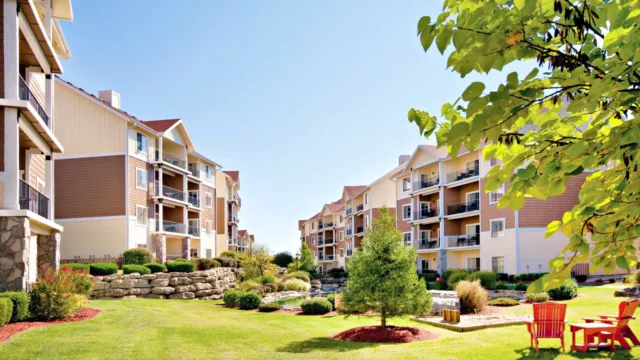 Branson, MO,  Wyndham Mountain Vista 2 Bedroom Condo April 11-14 2