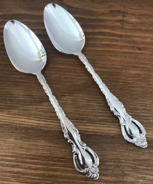 International Deep Silver Countess 2 Soup Spoons Pierced Silverplate 1969