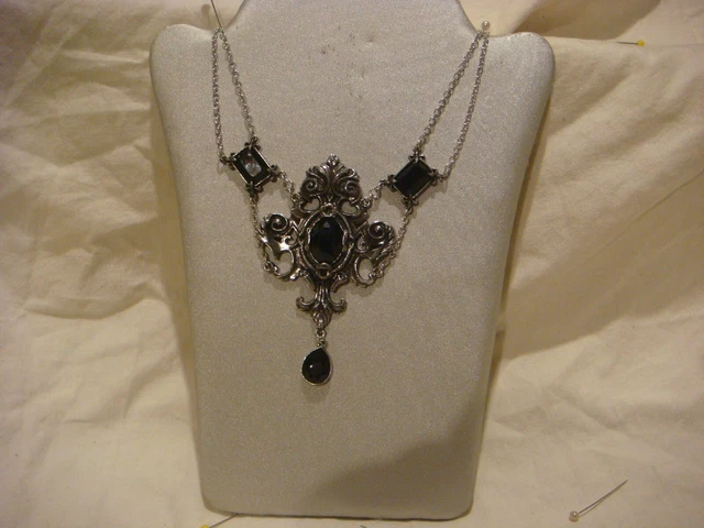 Alchemy Gothic: Queen Of The Night Nec..