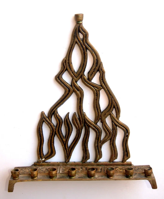 Judaica Menorah Hanukkah Vintage Israel Flame Nes Gadol Copper Signed Hakuli KL