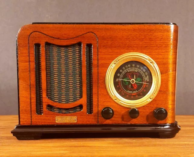 Old Antique Wood Lionel Vintage Tube Radio - Restored Working Art Deco Tabletop