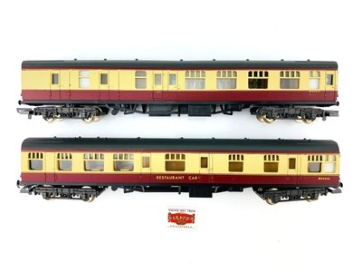 LOT DE 2 VOITURES PARTICULIERES FS DONT UNE MOTORISEE LIMA H0 Lima MR47 