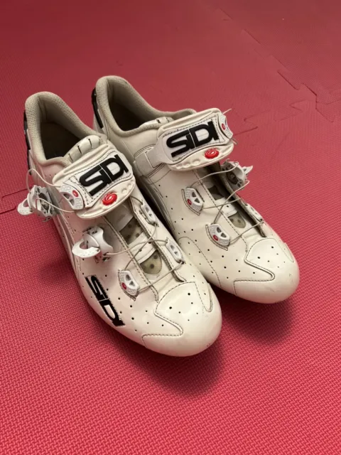 Sidi Wire 2 Carbon Bicycle Road Shoes White. Size EU44 for Wahoo/speedplay.