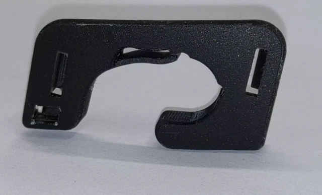 Plage Arriere Broches Renforcées Pour Coffre Fiat 500X - Paire De