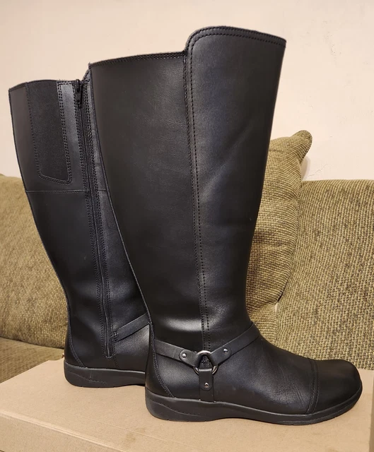Clarks cheyn discount meryl wide calf