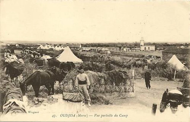 Cpa Afrique Maroc Oudja Vue Partielle Du Camp
