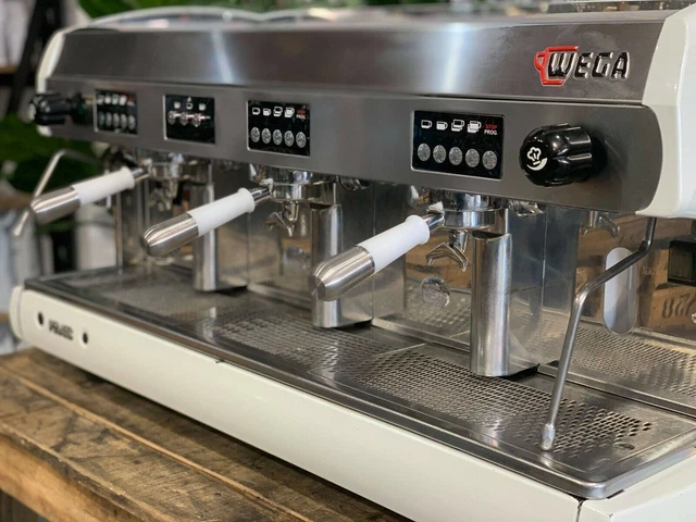 Wega Polaris 3 Gruppi Bianca Tazza Alta Macchina Caffè Espresso... 8