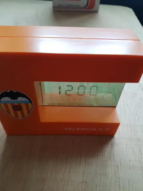 Reloj Despertador Con Termometro - Valencia Cf Ofical Lfp !! 2