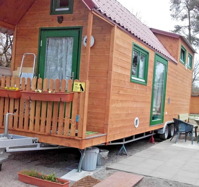 Winterfestes, mobiles Tiny Haus wahlweise mit Stellplatz an Naturschutzgebiet Winterfestes, mobiles Tiny Haus wahlweise mit Stellplatz an Naturschutzgebiet