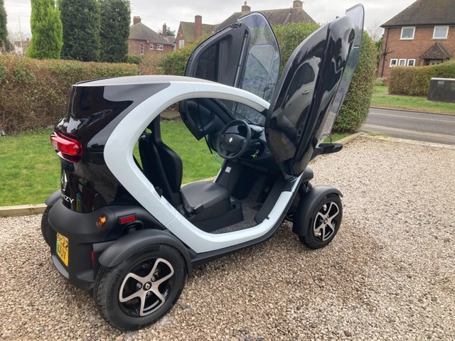 2022 Renault Twizy80 Dynamic Automatic Battery Owned Excellent 1900 miles