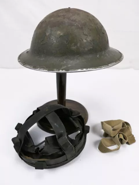 WW2 Tellerhelm Brodie Stahlhelm mit Helmfutter Kinnriemen British Army #8