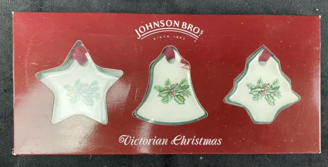 JOHNSON BROS Dinner Plate VICTORIAN CHRISTMAS TREE Set Of Three Ornaments