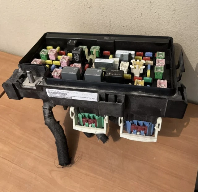 2009 DODGE RAM 1500 Fuse Box Tipm Totally Integrated Power Module