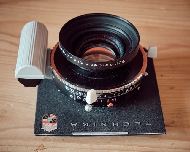 Schneider-Kreuznach Symmar-S 150mm f/5.6 MC Compur electronic shutter