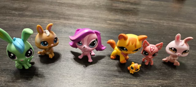 LPS Littlest Pet Shop Hasbro Lot Bunny Rabbits Cats deer lot of 7