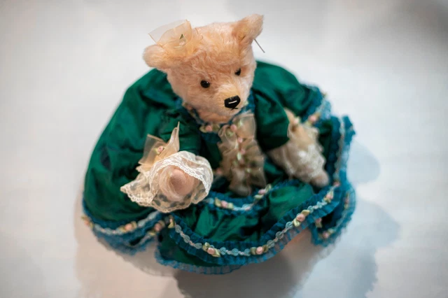Amazing Steiff Teddy Madame Pompadour 32 cm 657603 RARE NEVER USED