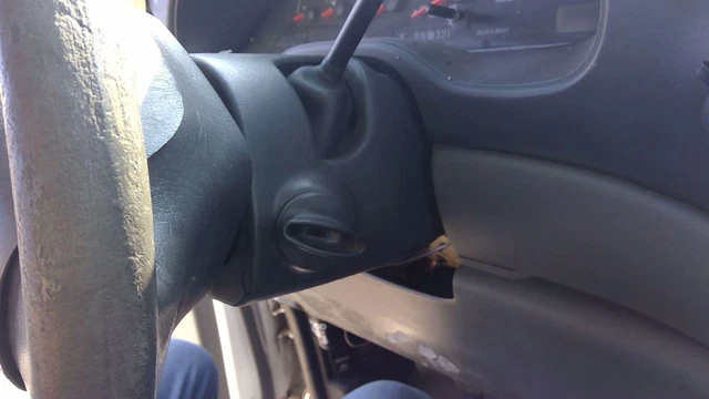 99 00 01 02 03 04 05 06 07 Ford FORD F350 SD PICKUP Steering Column