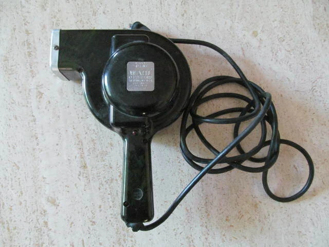 WAHL Black Hair Dryer  Beauty Salon Hair Stylist Barber Decor Vintage