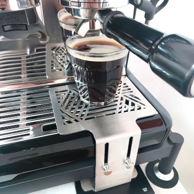 Cafetera espresso con espumador de leche, SEVERIN, con set barrista, KA  5995