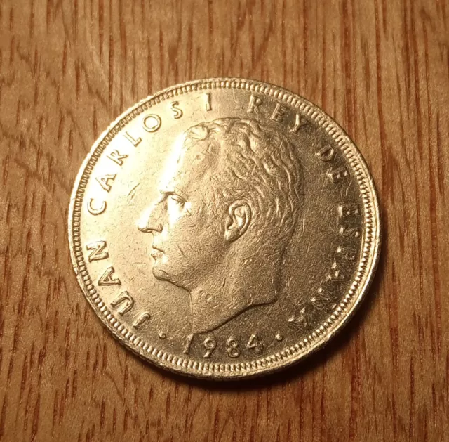 Spain. 25 pesetas coin 1984. Nice condition. Circulated