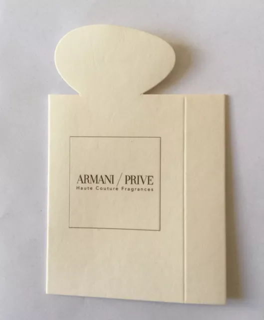 Carte parfumée /pochette Armani Privé de Giorgio Armani