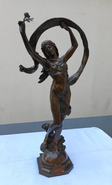 Sculpture en bronze "La Rosée" par Mathurin Moreau