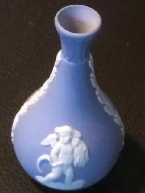 WEDGWOOD Porzellan kleine VASE Porzellan 7,7 cm Franklin Sammelvase 2