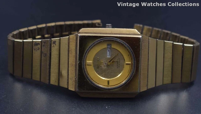 Seiko-2949 Automatic Non Working Watch Movement For Parts And repair O-14087