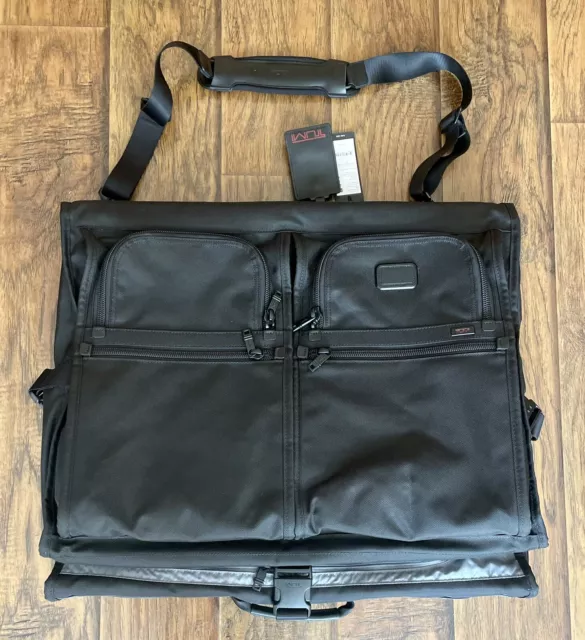 Tumi Bifold Classic Garment Bag — New w/ Tags — 18” x 23.5” x 5.5” — Black