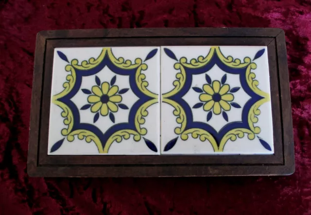 Pretty Mexico 2 Cobalt Blue & Yellow DAL-TILE Tiles On Footed Wood Frame Trivet