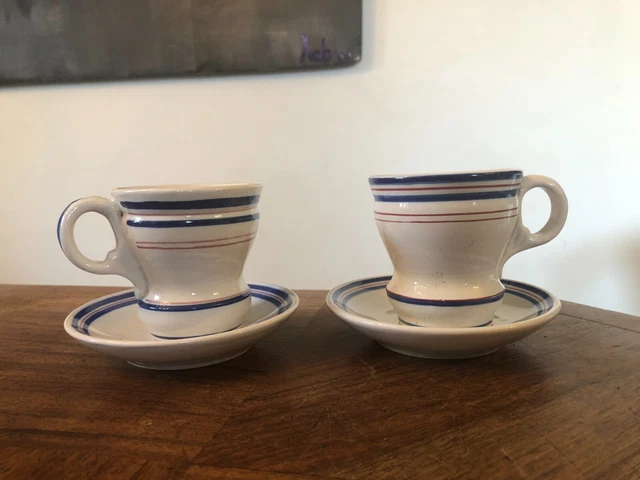 2 ANCIENNES TASSES BRÛLOT et SOUCOUPES  EN PORCELAINE ÉPAISSE (lot n°2)