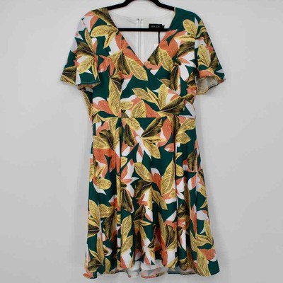 New Liza Luxe Leaf Print Faux Wrap Fit & Flare Dress Flutter Sleeves Size Large
