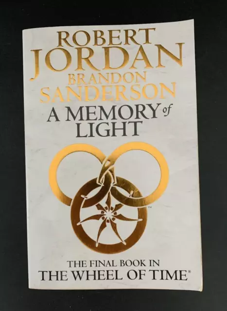 A Memory of Light Wheel of Time #14 2013 by Robert Jordan  Facimile Signature