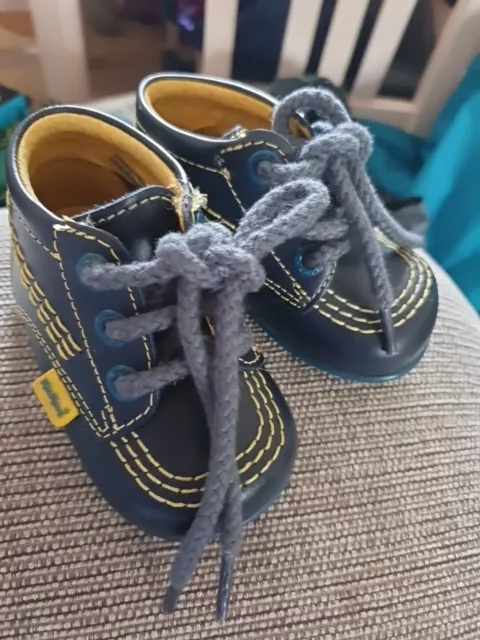Baby Kickers 1st Kicks Blue Leather UK Size 1 (EU17) 3-6 Months – Worn Twice