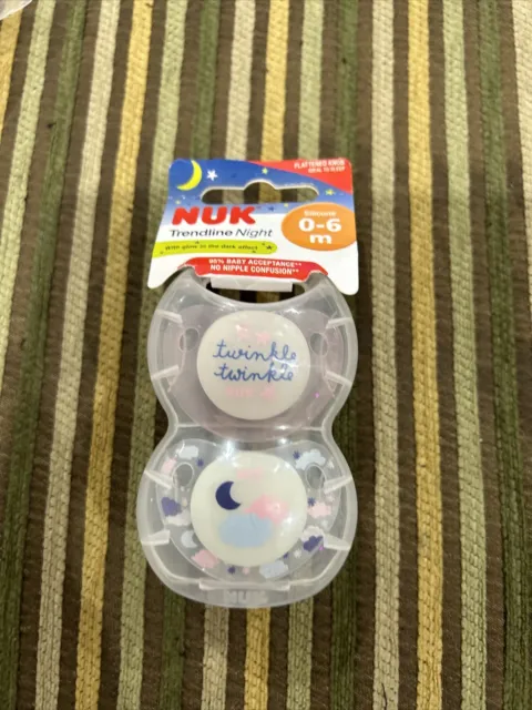 NUK Classic  Trendline Night 0 - 6 months silicone soother pink  Acc126