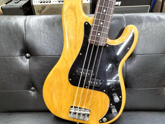 FENDER JAPAN PB70-70US Precision Bass Vintage White Seymour Duncan