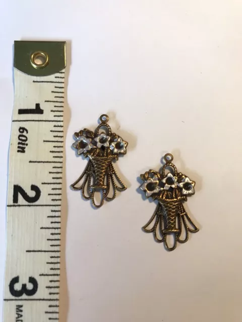 Vtg Antique Brass Banana Bob Hand Painted Flower Basket  Finding/Charm/Connector