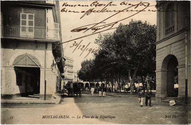 Alger - CPA ALGERIA ALGER Place de la Republique (1144804