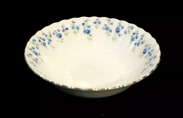 Beautiful Royal Albert Memory Lane Cereal Bowl