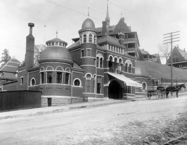 1900 Imperial Bath House, Hot Springs, Arkansas Old Photo 8.5" x 11" Reprint