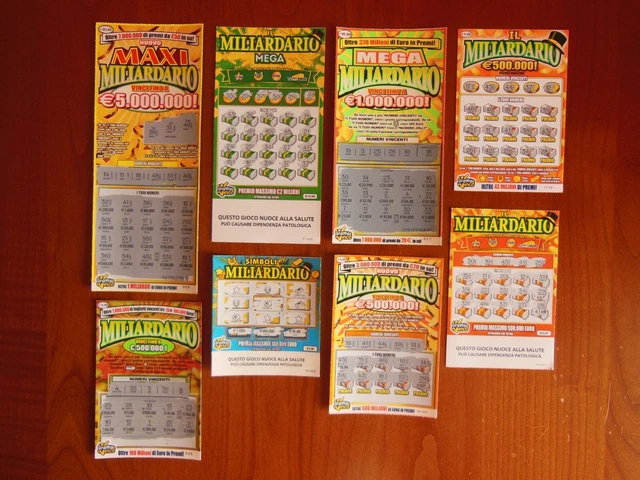 lotto di 50 gratta e vinci "grattati" usati. Tutti diversi.