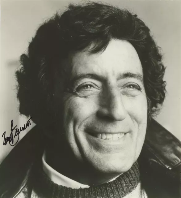 Tony Bennett- Signed Photograph (Jazz Singer)