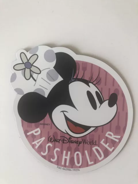 Disney World Chef Minnie Mouse Annual Passholder Magnet Epcot Food & Wine 2019